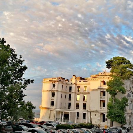 La Eluta Cazino Apartment Constanta Exterior photo