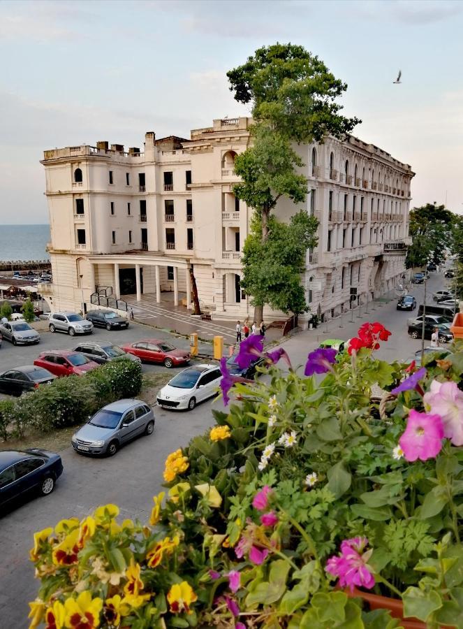 La Eluta Cazino Apartment Constanta Exterior photo